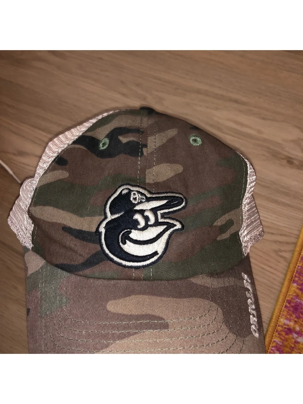 BALTIMORE ORIOLES FAN FAVORITE CAMO MESH TRUCKER SNAPBACK HAT ADJUSTABLE ARMY